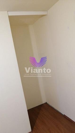 Apartament cu 3 camere decomandat în Trei Stejari