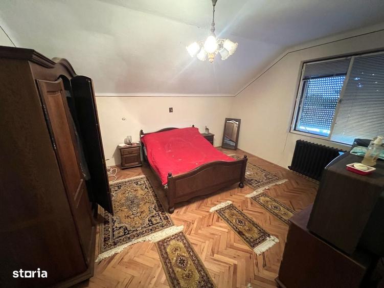Casă cu 4 camere în Viile Satu Mare
