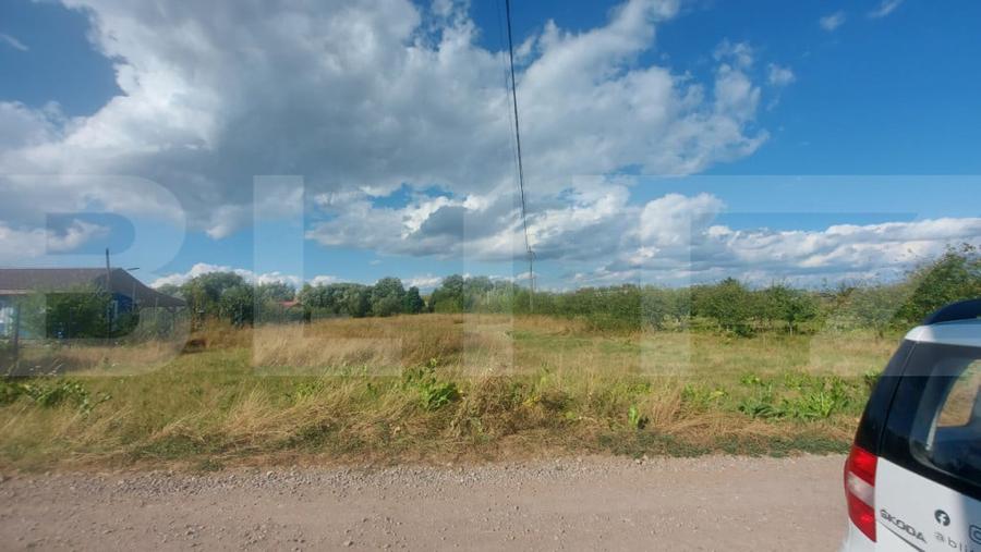 Teren de 1340 mp, în Dobolii de Jos
