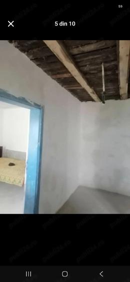 Casă cu 5 camere cu Teren 5400 Mp în Floreni