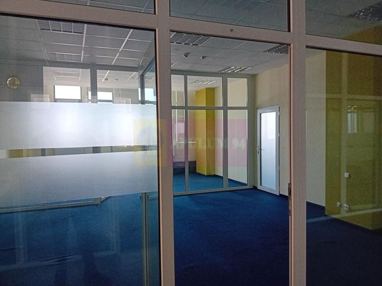 Birou, de 9,000 mp, în Vatra Luminoasă