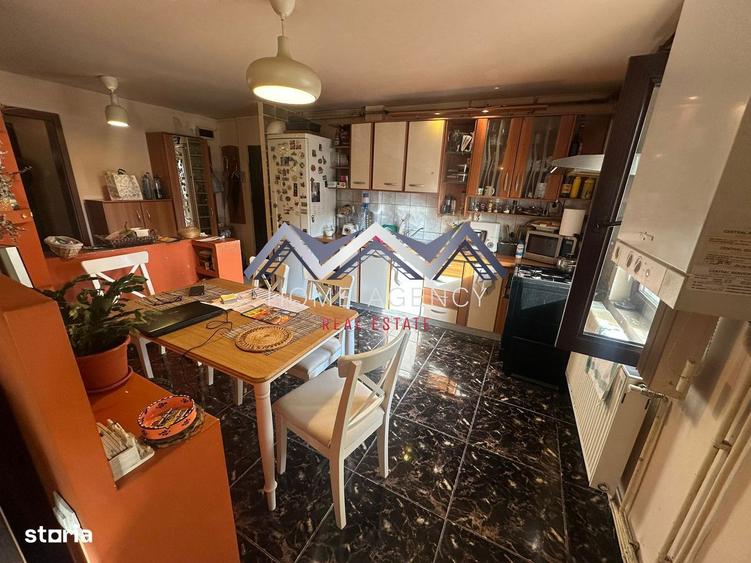 Apartament cu 4 camere decomandat în Ultracentral