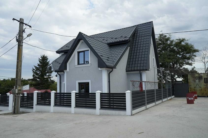 Casă cu 4 camere în Poșta Câlnău