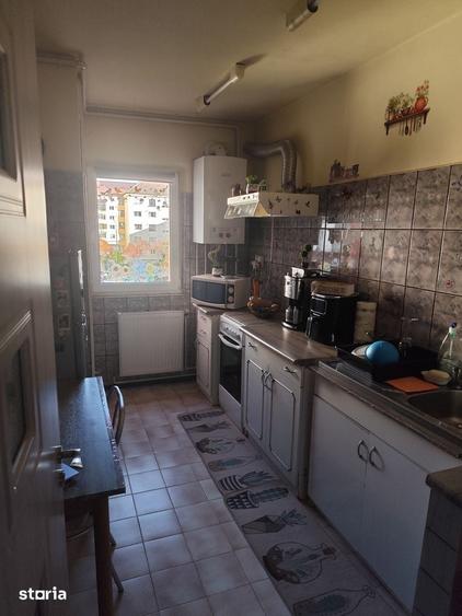 Apartament cu 3 camere decomandat în Calea Poplăcii
