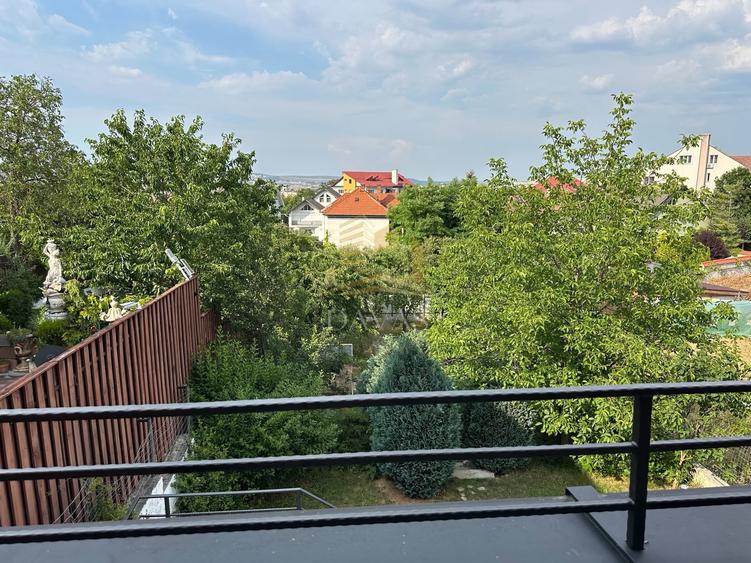 Casă individuală cu 4 camere cu Teren 600 Mp în Andrei Mureșanu