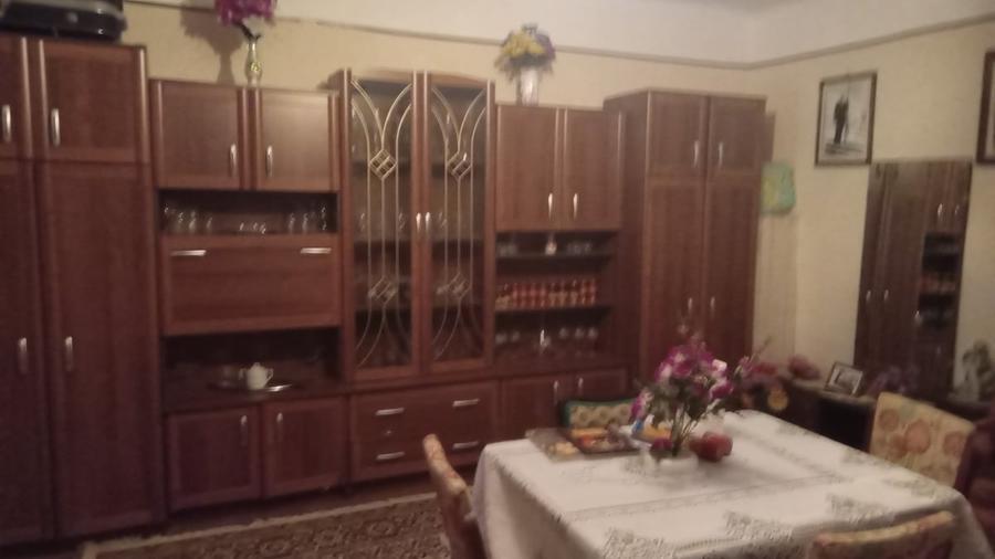 Casă cu 5 camere cu Teren 250 Mp în Central