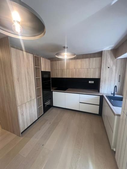 Apartament cu 2 camere semidecomandat, mobilat în Știrbei Vodă