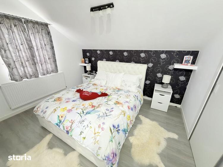 Casă cu 4 camere cu Teren 1035 Mp în Curtești