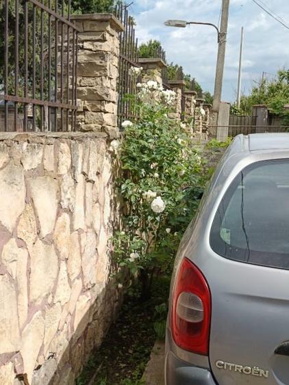 Casă cu 5 camere cu Teren 500 Mp în Valu lui Traian