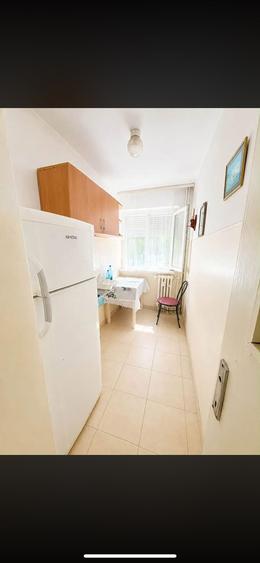 Apartament cu 2 camere semidecomandat în Km 4