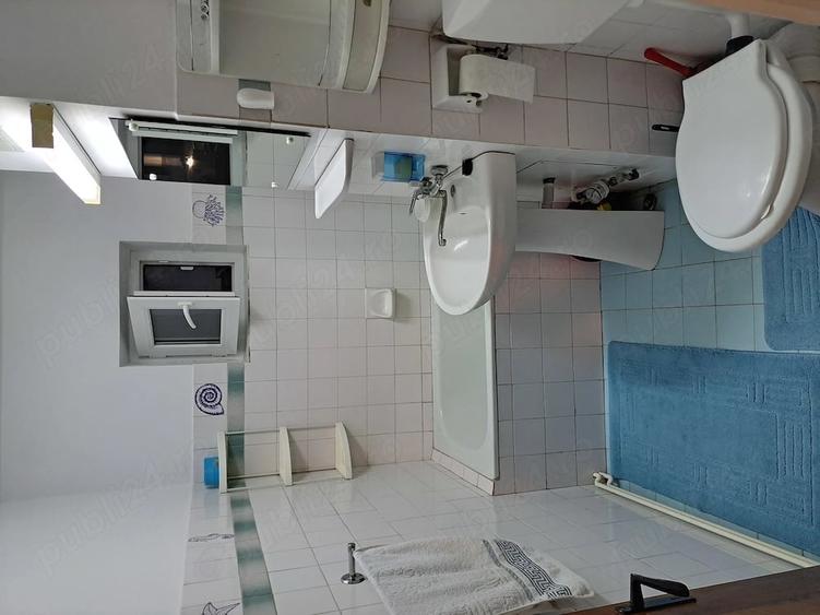 Apartament cu 3 camere decomandat în Faleza Nord