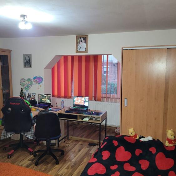 Garsonieră decomandată în Confecții