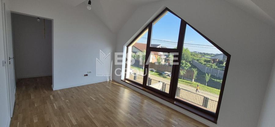 Duplex cu 3 camere cu Canalizare în Moșnița Nouă