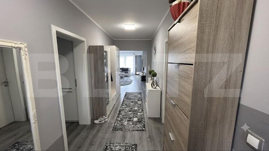 Casă individuală cu 5 camere cu Canalizare în Vetiș