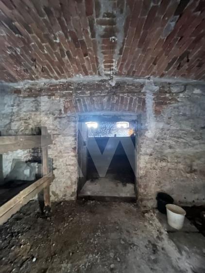 Casă individuală cu 4 camere cu Teren 1413 Mp în Poiana Sibiului