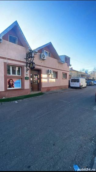 Spațiu comercial, de 200 mp, în Central