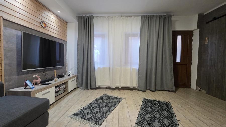 Casă cu 3 camere cu Teren 117 Mp în Ferentari