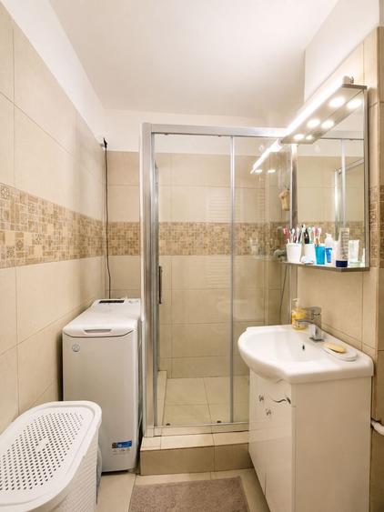 Apartament cu 2 camere decomandat în Complex Studențesc