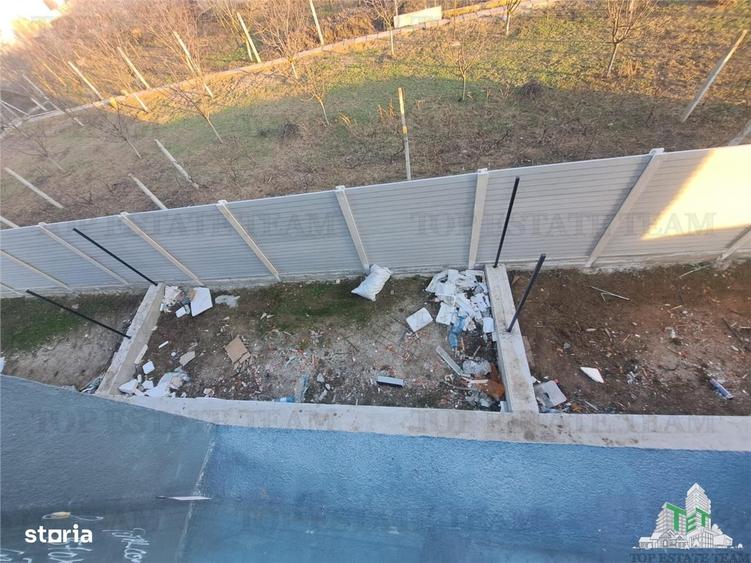 Casă cu 4 camere cu Teren 90 Mp în Central