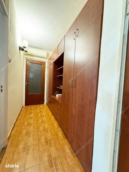 Apartament cu 3 camere decomandat în Mazepa 2