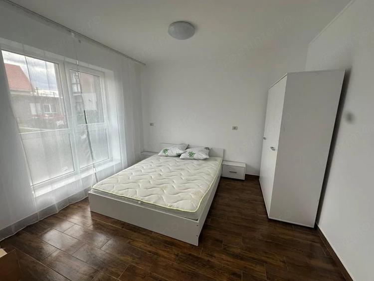 Apartament cu 2 camere semidecomandat în Stupini