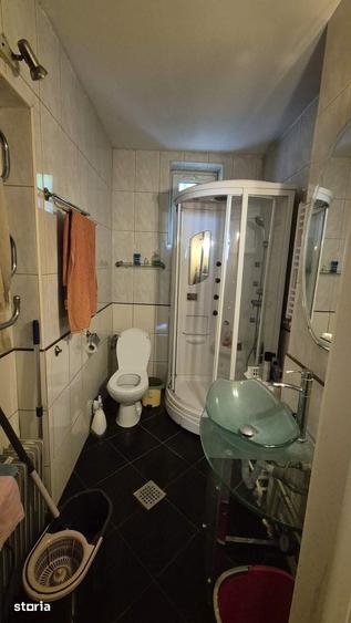 Apartament cu 2 camere decomandat în Titan