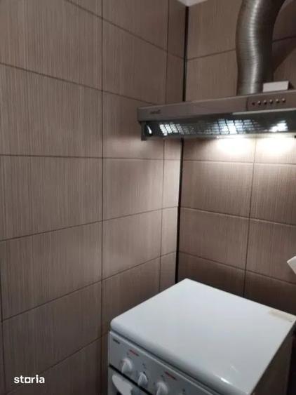 Apartament cu 3 camere decomandat în Berceni