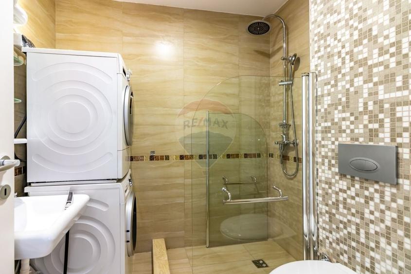 Apartament cu 4 camere de vanzare in Cosmopolis, parcare, terasa 50 mp - 19