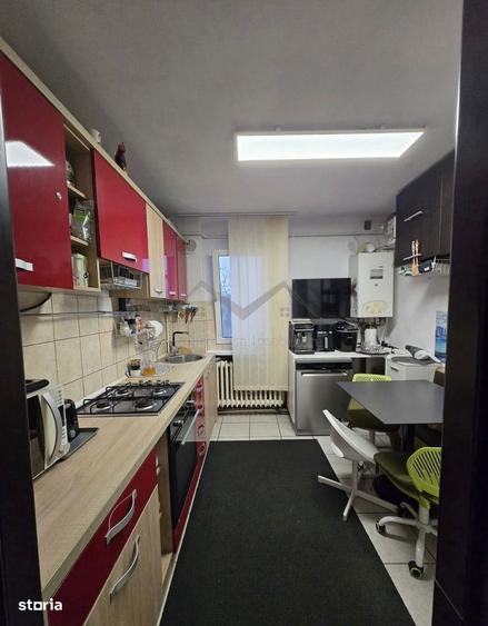 Apartament cu 2 camere semidecomandat în Central — fotografia 1
