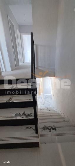 Casă cu 4 camere în Rediu