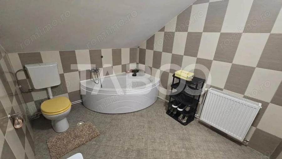 Casă cu 5 camere cu Teren 250 Mp în Central
