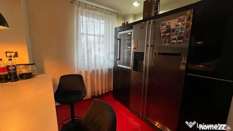 Apartament cu 3 camere decomandat în Muncii