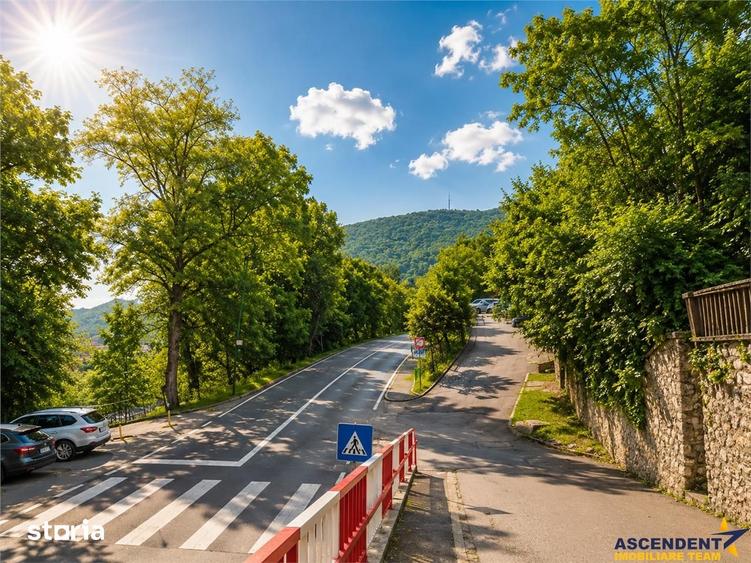 Casă cu 3 camere cu Canalizare în Schei