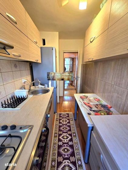 Apartament cu 2 camere semidecomandat, mobilat în Central