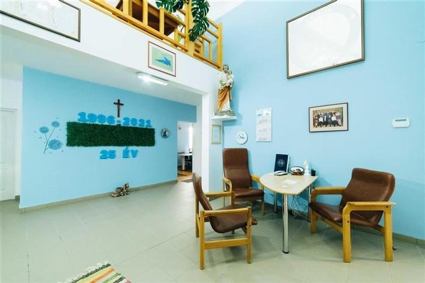 Spațiu industrial, de 4,439 mp, în Vest