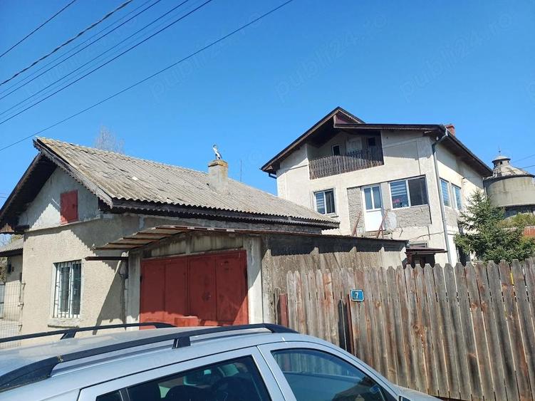 Casă cu Teren 600 Mp în Sărulești