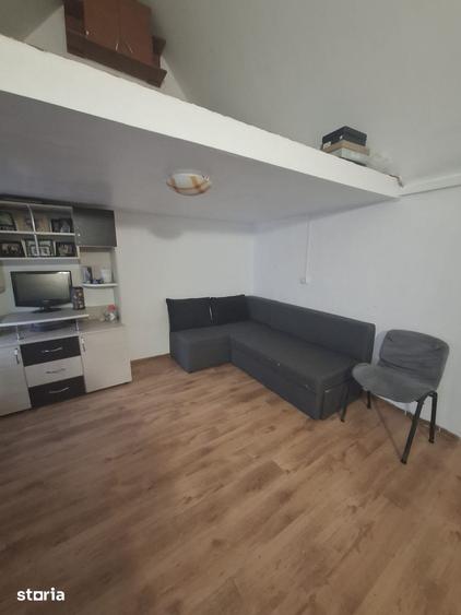 Casă cu 1 camere cu Teren 50 Mp în Podu Roș