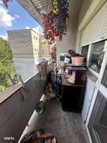 Apartament cu 3 camere decomandat în Doba
