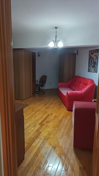 Apartament cu 2 camere decomandat în Exterior Vest