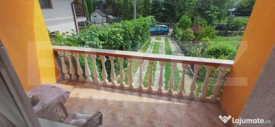 Casă cu 3 camere cu Teren 1800 Mp în Centura