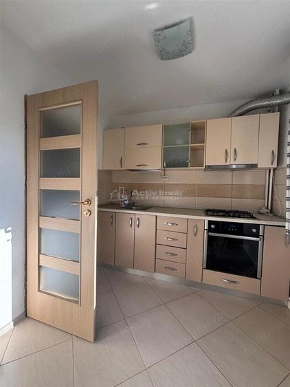 Garsonieră decomandată, mobilată în Eroii Revoluției