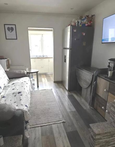 Apartament cu 2 camere decomandat, mobilat în Gara