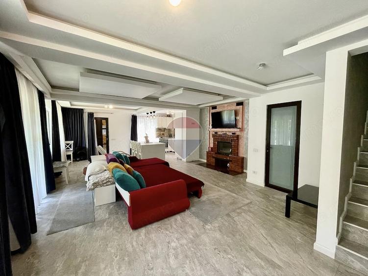 Casă cu Teren 7661 Mp în Cheia