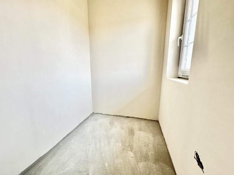 Duplex cu 3 camere cu Canalizare în Moșnița Nouă