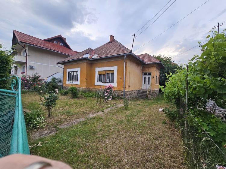 Casă cu 4 camere cu Teren 630 Mp în Ultracentral