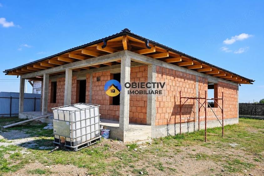 Casă cu Teren 600 Mp în Dumbrava