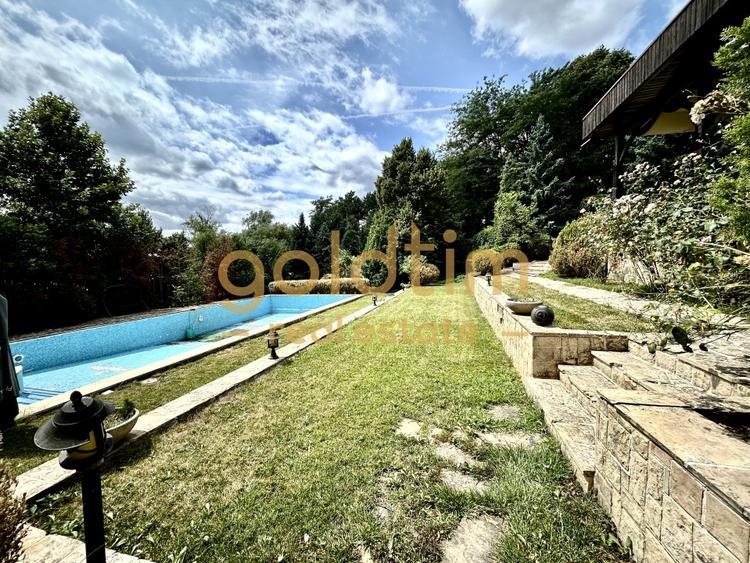 Casă individuală cu 10 camere cu Piscina în Snagov