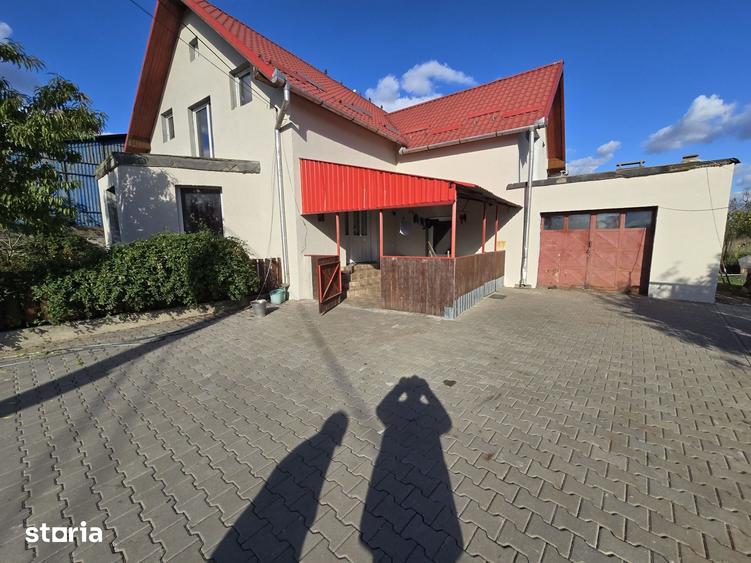 Casă cu 4 camere cu Teren 500 Mp în Mureșeni