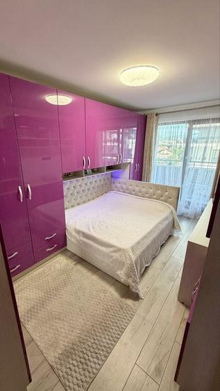 Apartament cu 4 camere decomandat în Bulgaria