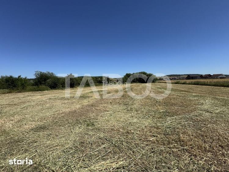 Teren intravilan 3752 mp parcelabil zona fostelor sere Cristian Sibiu